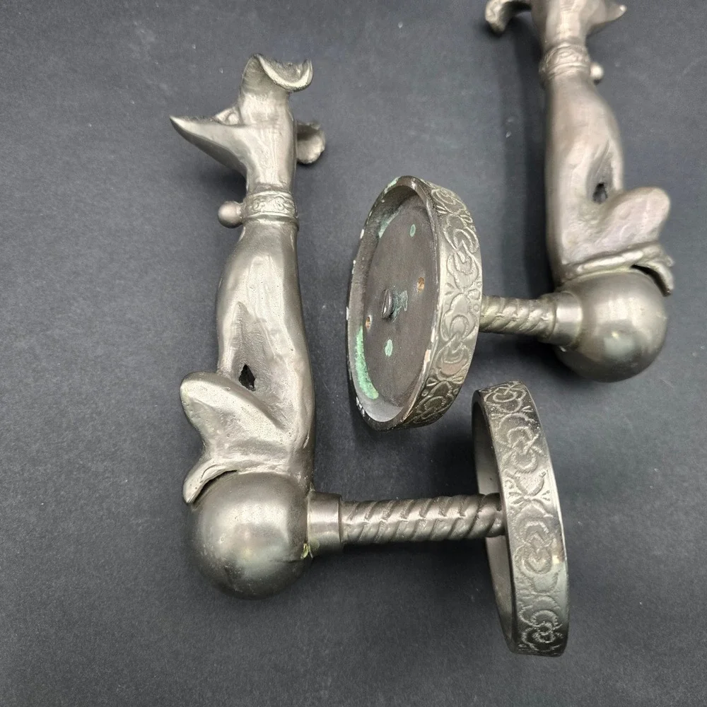 Anthropologie Dog Curtain Tiebacks Silver Tone Metal Set Watch Dog Pair
